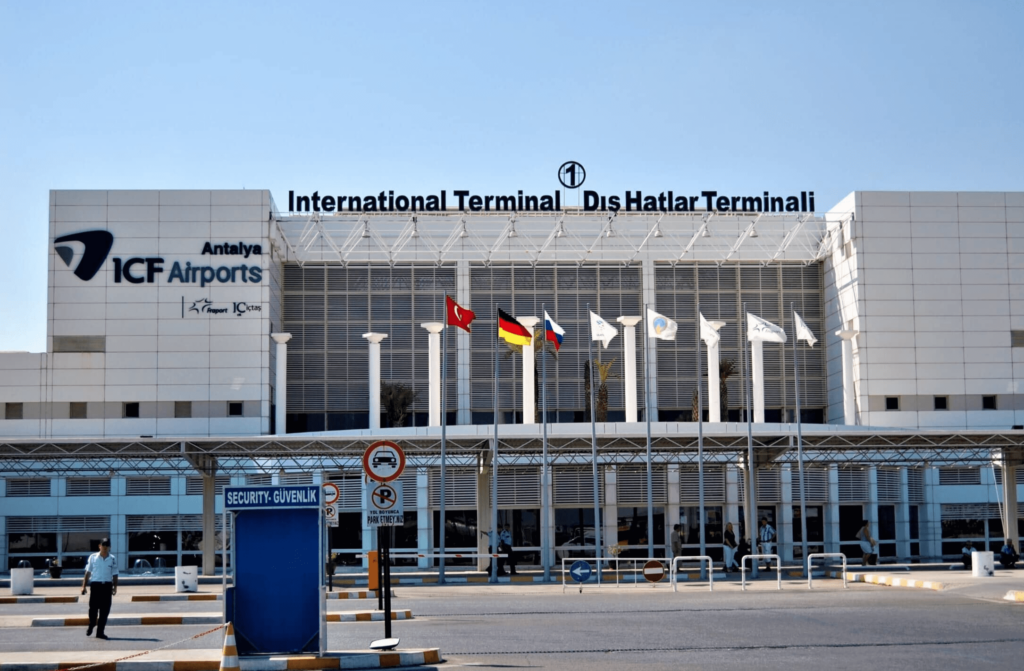 Международный аэропорт Анталья (AYT) terminal 1 antalja